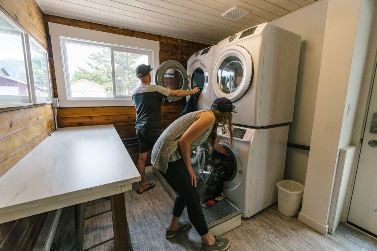 Tiny Homes By Snow Valley Lodging Fernie Exterior foto